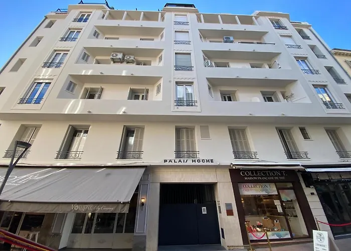 Spacious One Bedroom - Great Location!